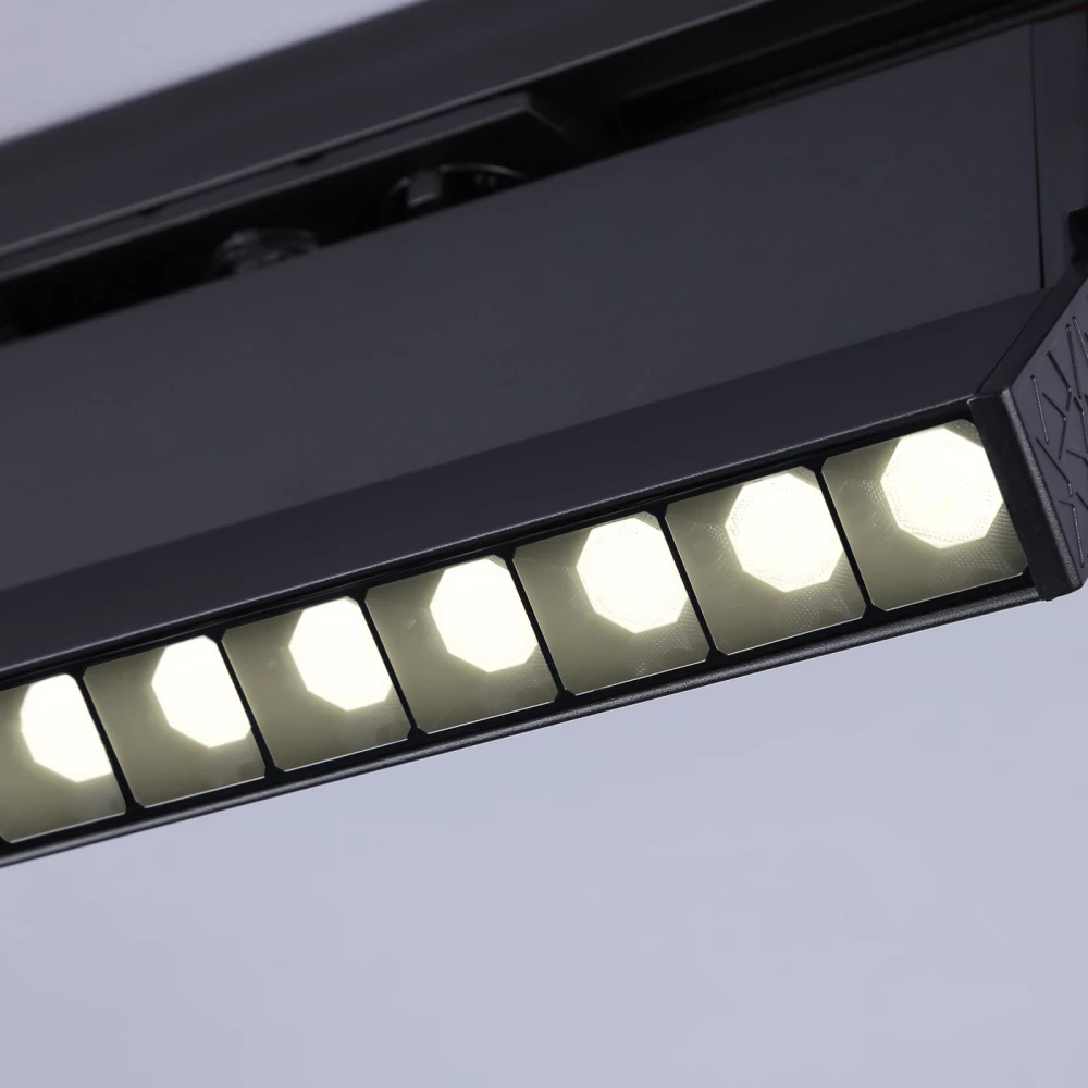 Трековый однофазный светодиодный светильник GL6817 BK черный LED 12W 3000K 24° 230*22*87 - Viokon.com