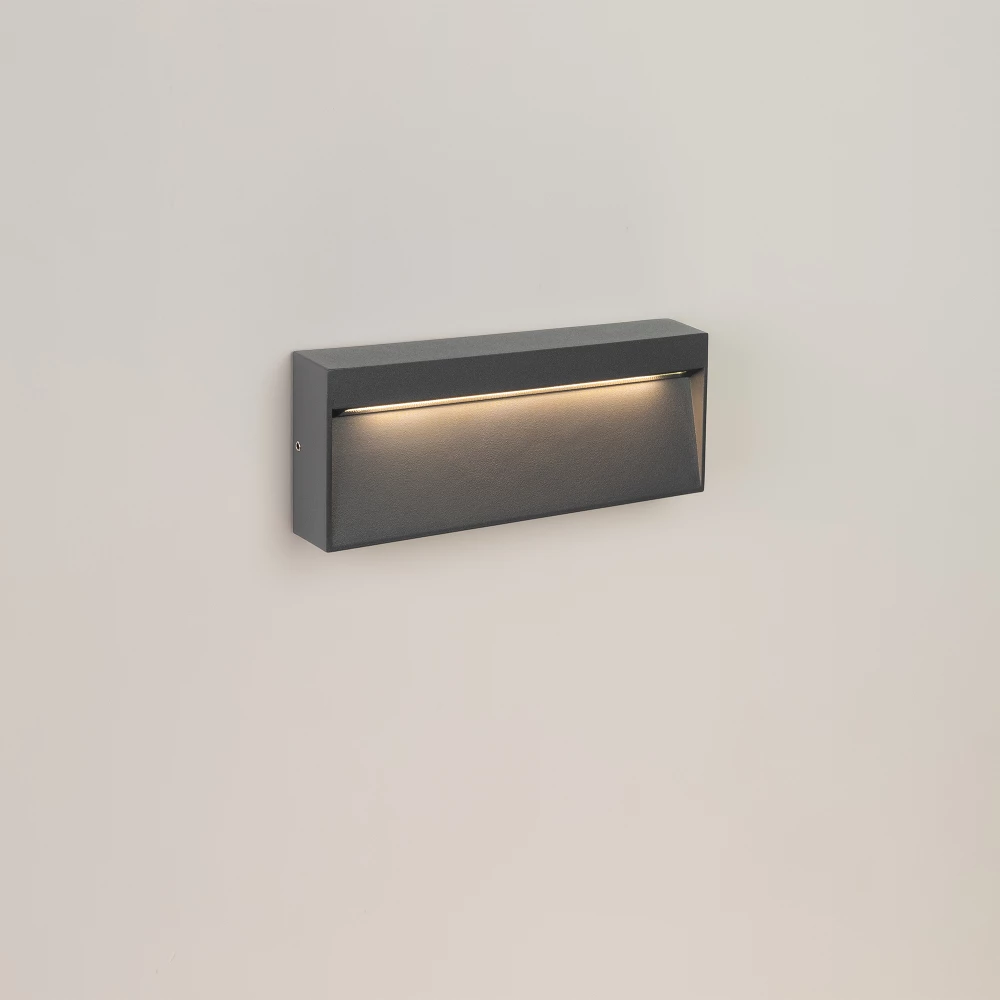 Светильник LGD-TRACE-S200x80-8W Warm3000 (GR, 65 deg, 230V) (Arlight, IP65 Металл, 3 года) 029961 - Viokon.com