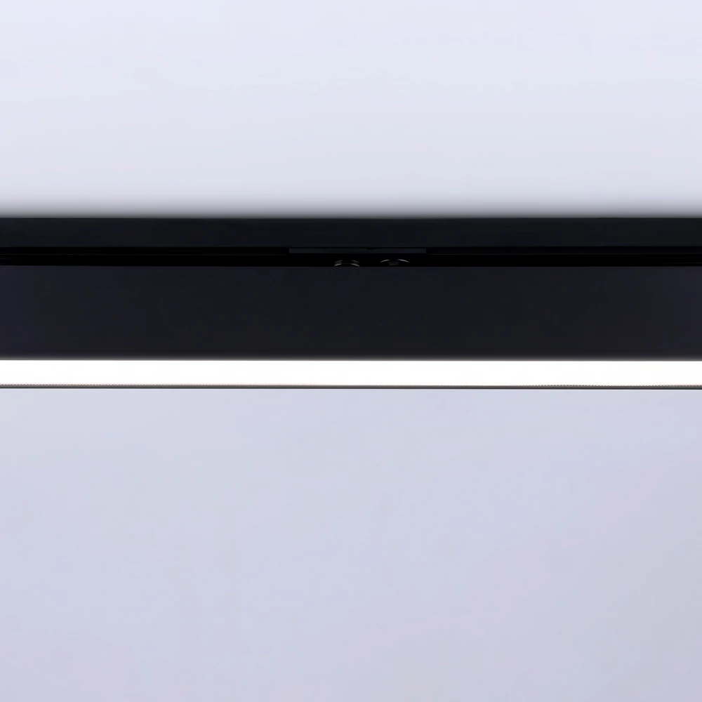 Трековый однофазный светодиодный светильник GL6777 BK черный LED 24W 4200K 600*22*48 - Viokon.com
