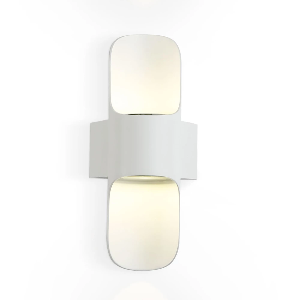 Уличный настенный светодиодный светильник IP54 ST4533 WH белый LED 4200K 8W IP54 220*66*100 - Viokon.com
