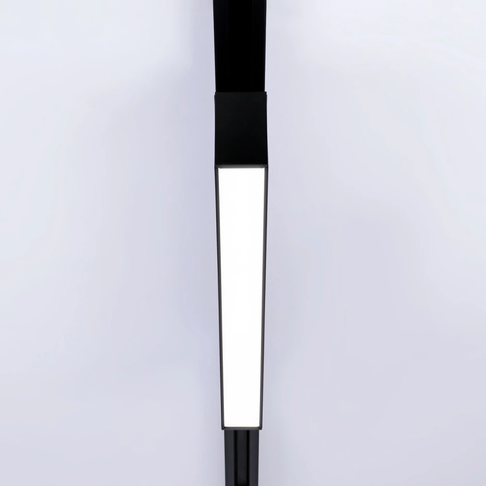 Трековый однофазный светодиодный светильник GL6777 BK черный LED 24W 4200K 600*22*48 - Viokon.com