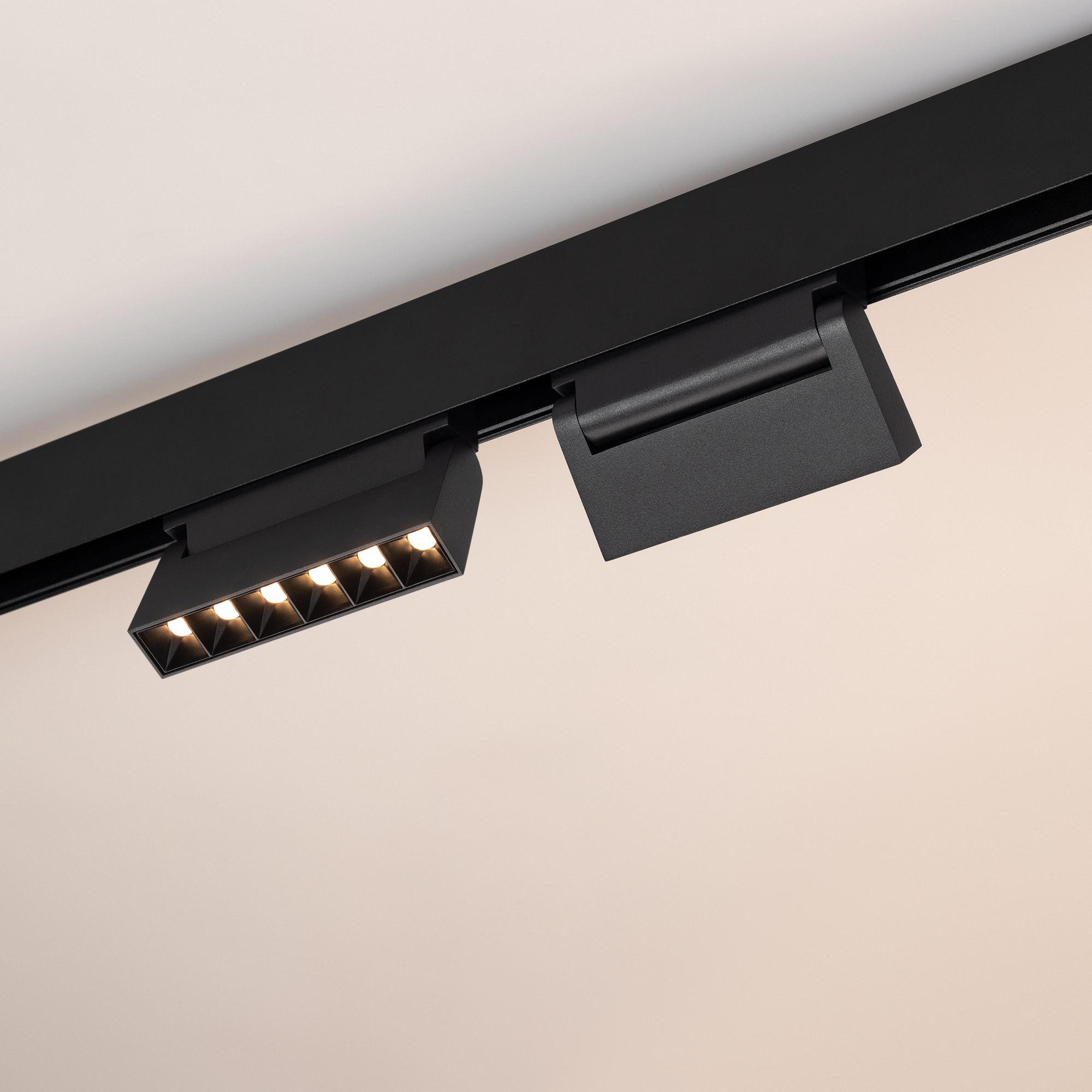 Светильник MAG-ORIENT-LASER-FOLD-S195-6W Warm3000 (BK, 30 deg, 48V, DALI) (Arlight, IP20 Металл, 5 лет) 034631 - Viokon.com